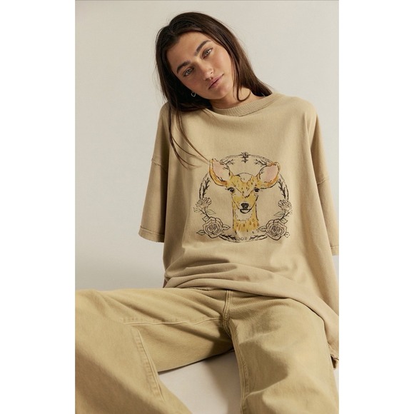 We The Free Tops - RETIRED Free People We The Free Farm Friends Tee Doe Size Med NWT